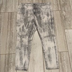 Washed Out Jeans